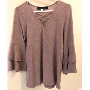 Quarter sleeve light purple shirt
